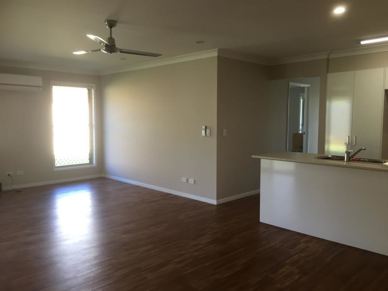 4 Rosedale Street, Parkhurst QLD 4702